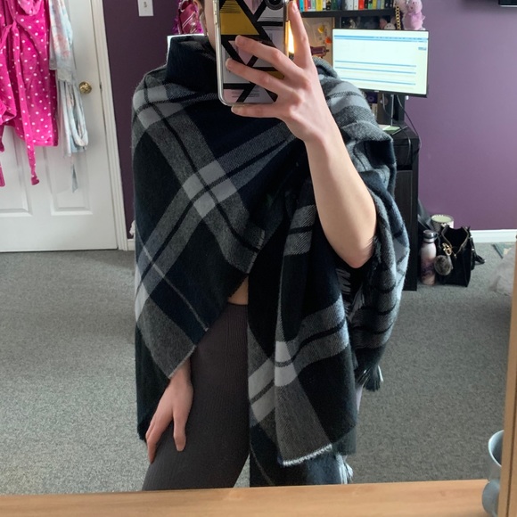 Plaid, Wool Blanket Scarf - Picture 2 of 7